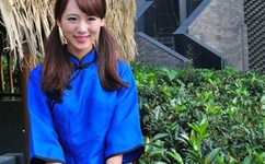 晚上偷偷看哔哩哔哩